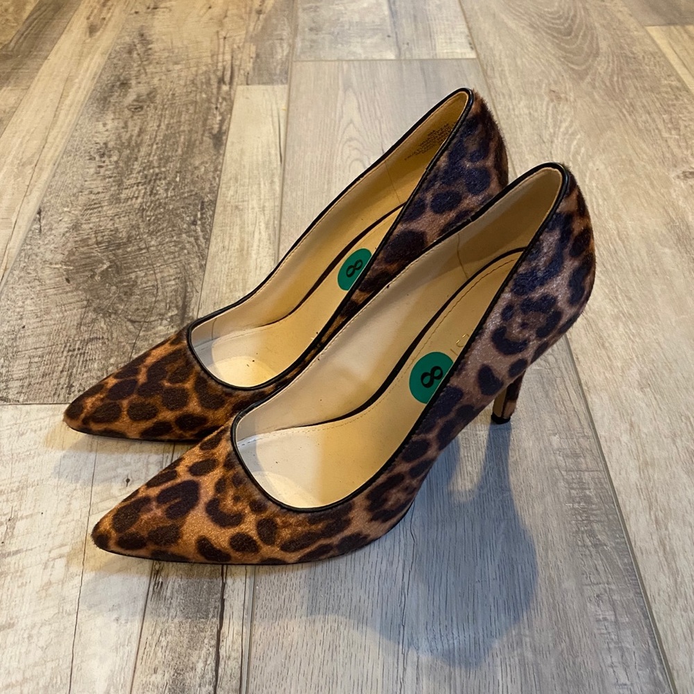 Nine West leopard print heels